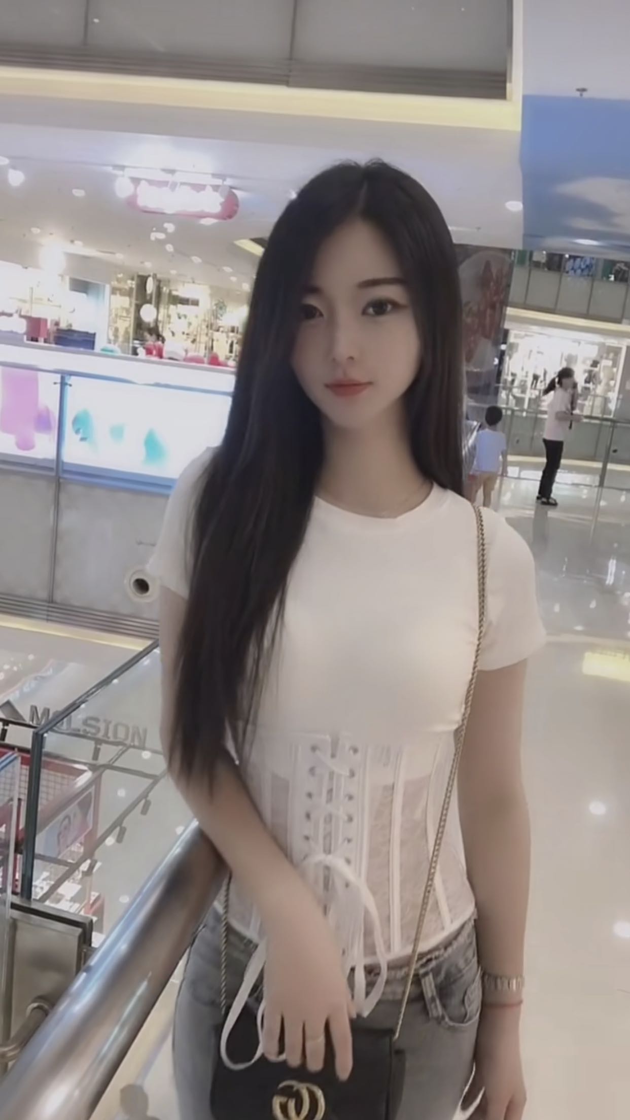 高兴的电源