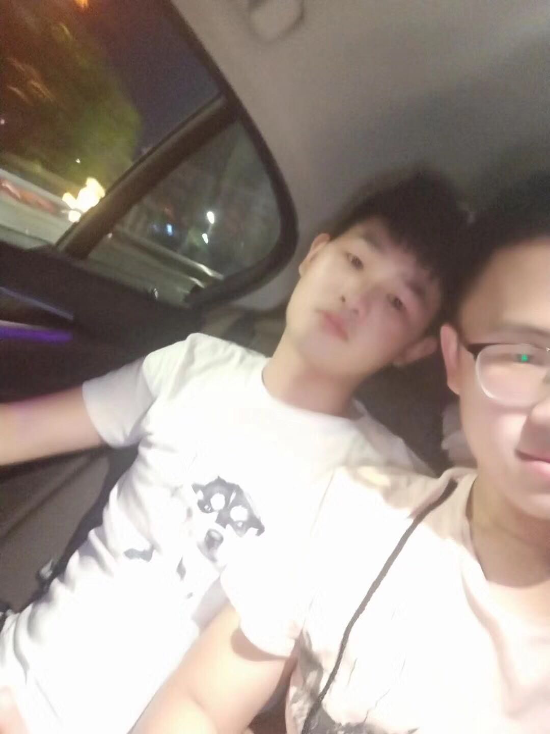 好无聊呢哥哥